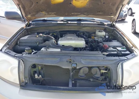 2003 Toyota 4Runner Sr5 V8 from USA, damaged, VIN JTEBT14R230026405